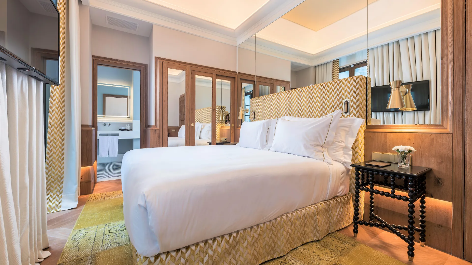 מאלגה Palacio Solecio, A Small Luxury Hotel Of The World